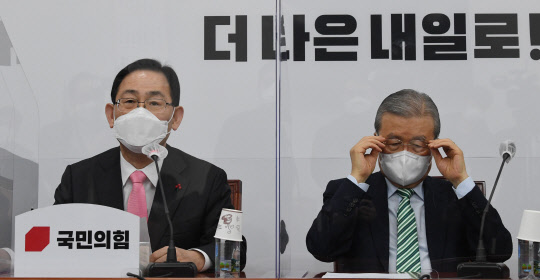 주호영 국민의힘 원내대표가 4일 국회에서 열린 비상대책위원회의에서 발언하고 있다. 연합뉴스